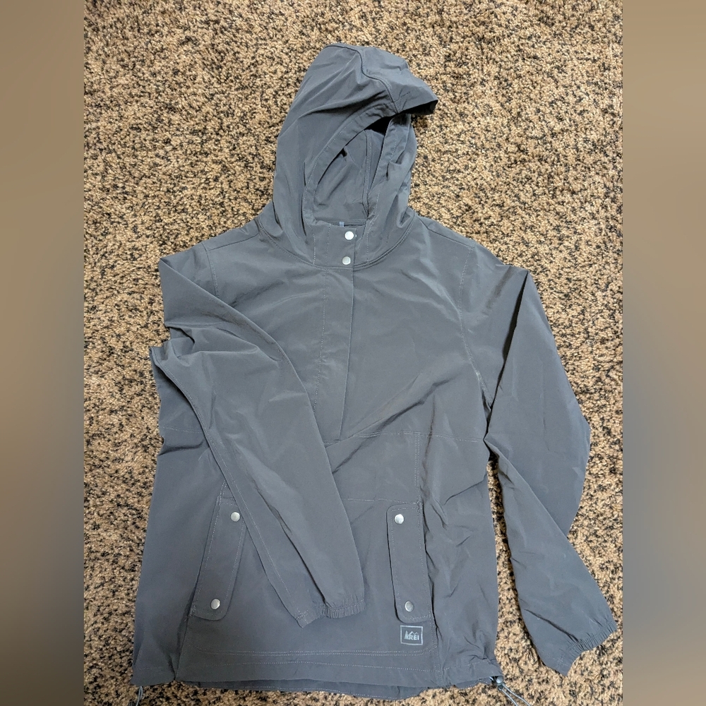 REI pullover rain coat